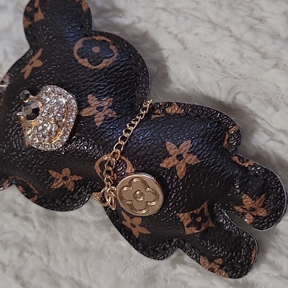 Luxury teddy bear 🧸 keychain bag charm - Picture 5 of 5